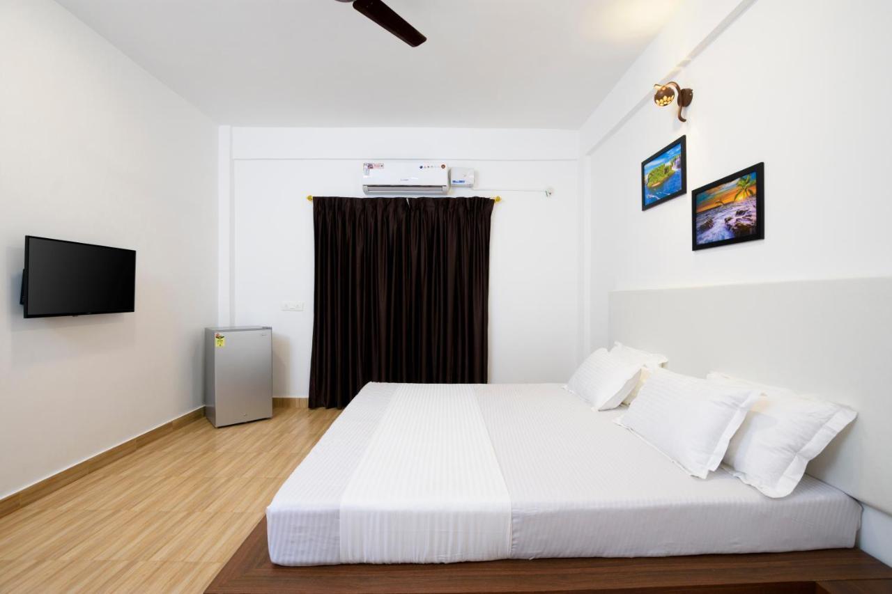 Hotel Flying Goa Калангут Экстерьер фото